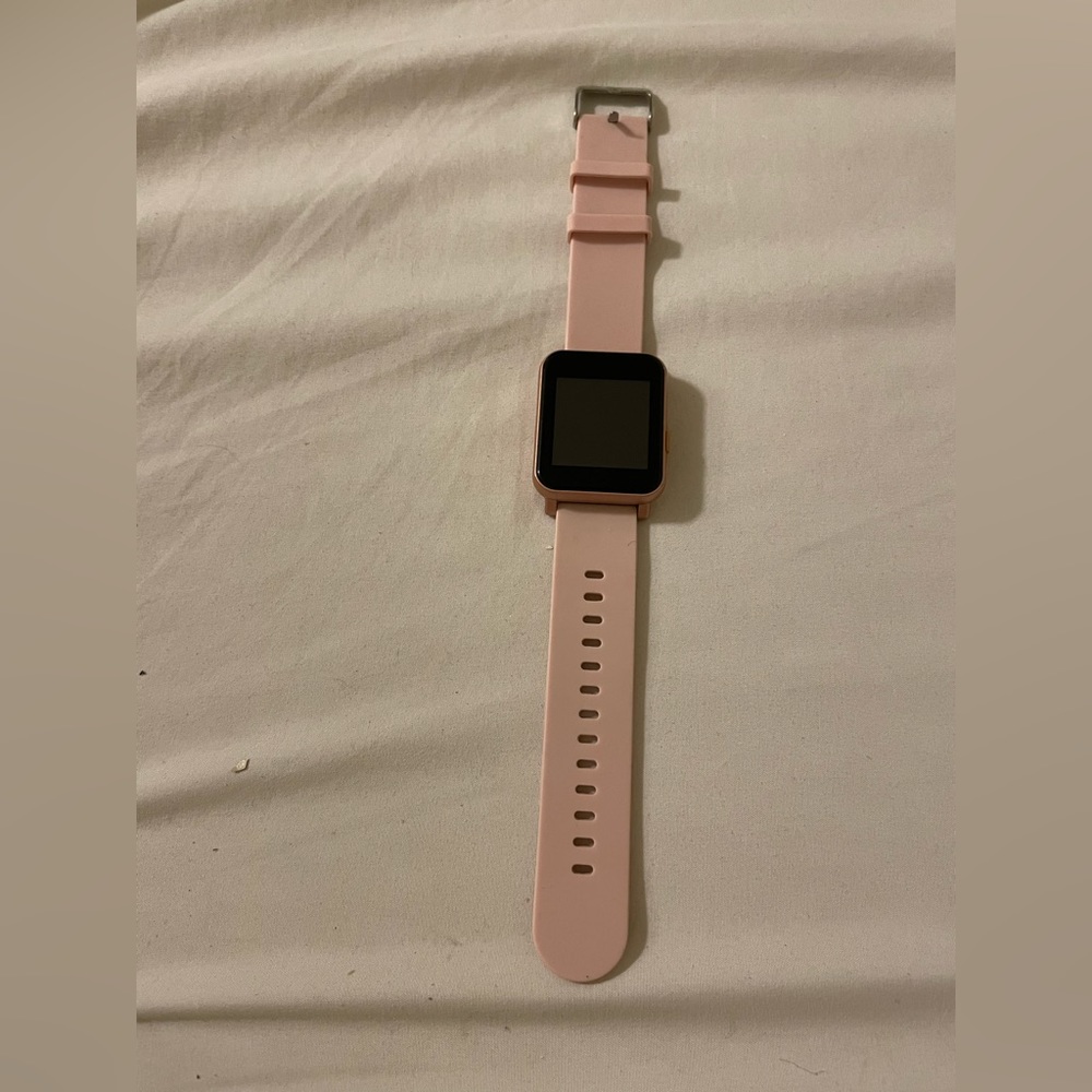 Q7 smartwatch